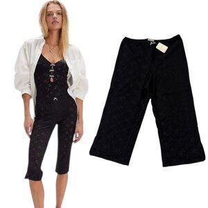 FREE PEOPLE BLACK EYELIT FULL BLOOM CROP CAPRIS MEDIUM NWT